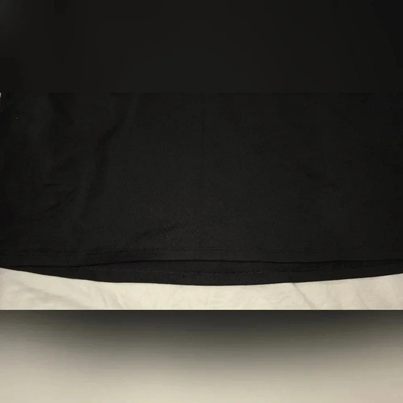 Old Navy, Size XL, Black Sleeveless Active Crop - Picture 5 of 9